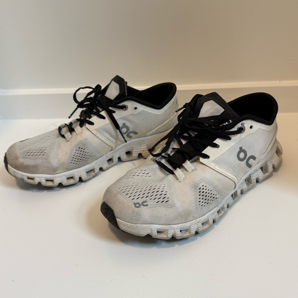 On Cloud Cloudnova X White/Black Running Shoes Wo… - image 4